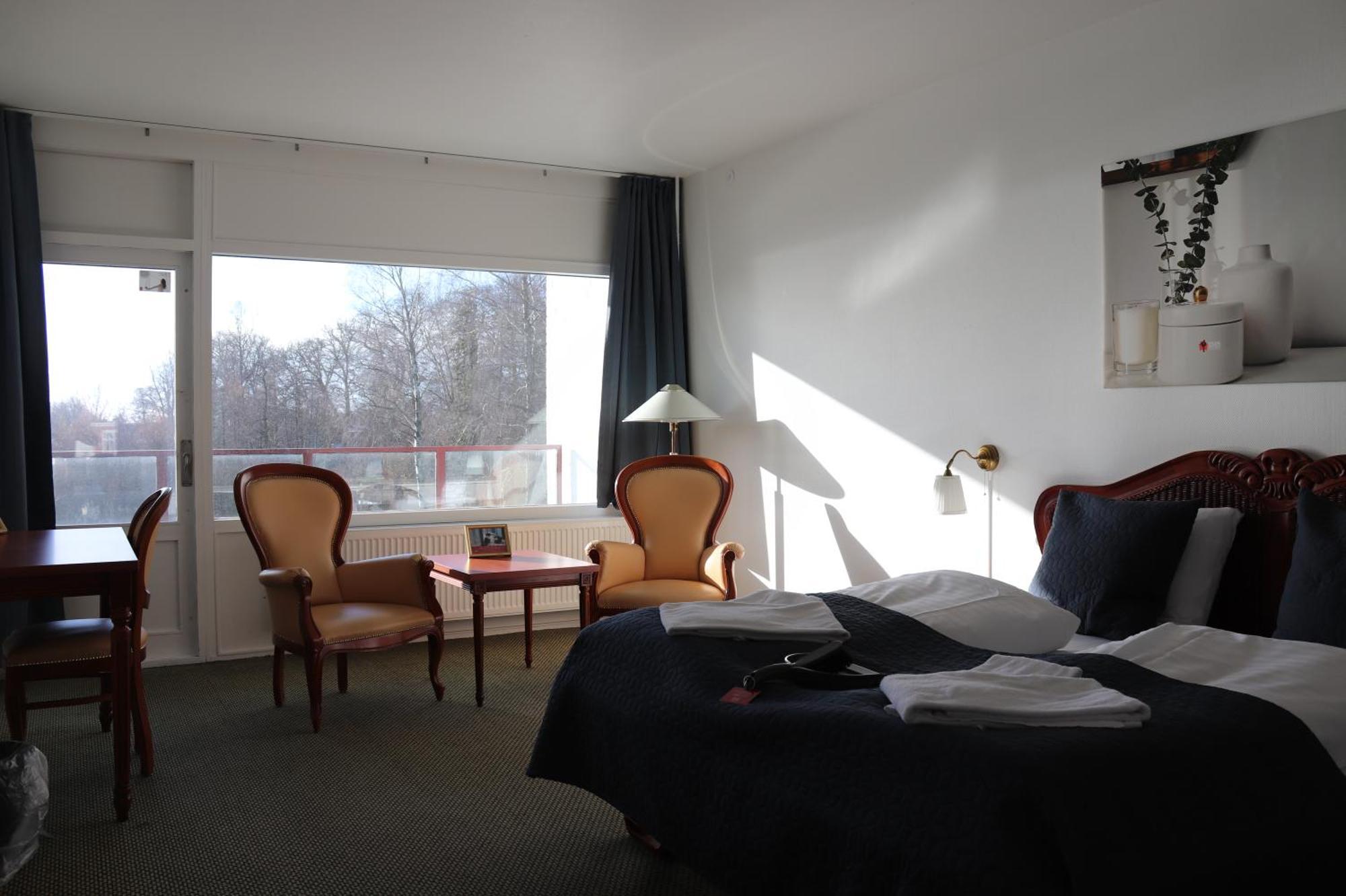 Milling Sopark Hotel